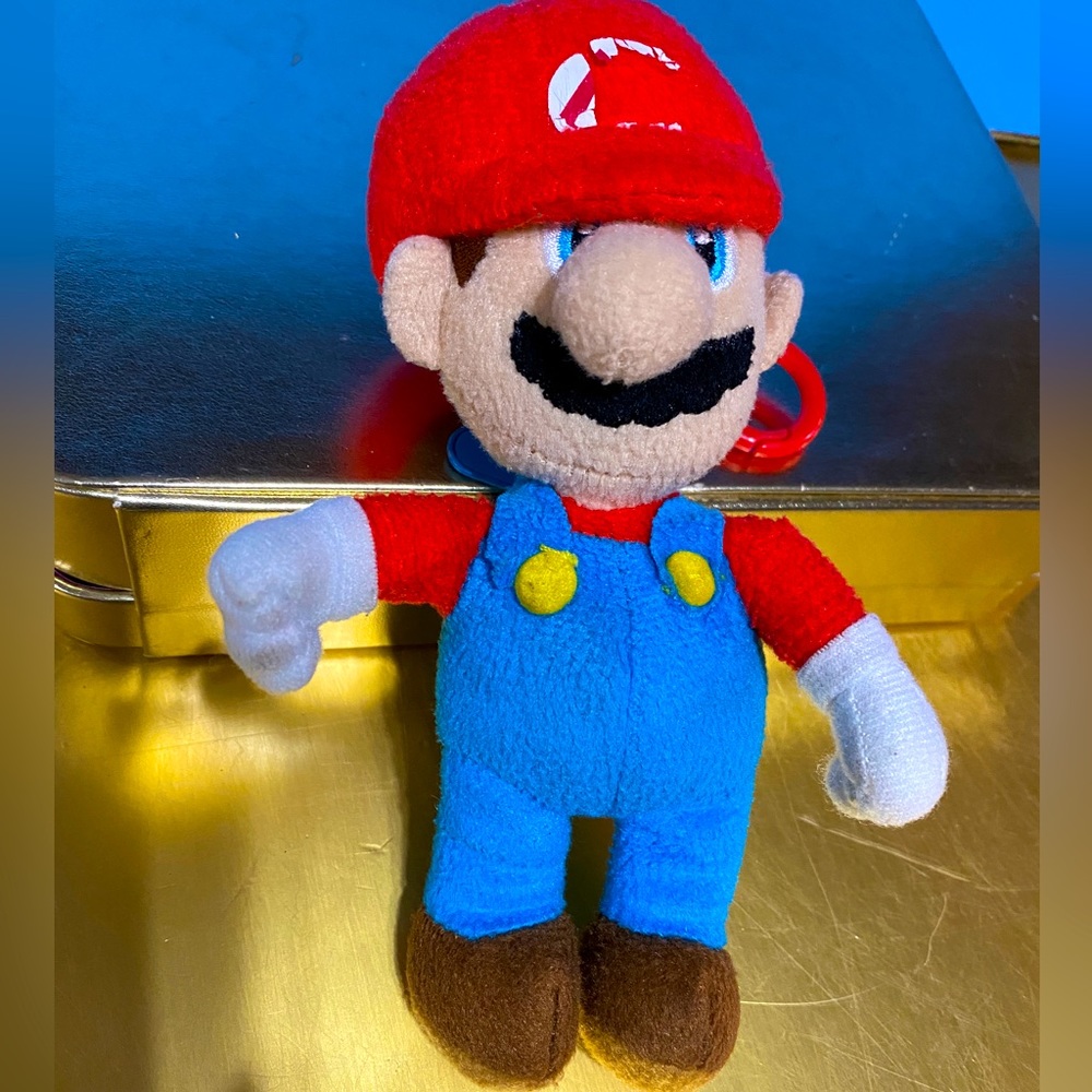 NINTENDO SUPER MARIO BROTHERS VTG 2015 PLUSH KEYCHAIN CLIP ON ZiP POUCH 7”